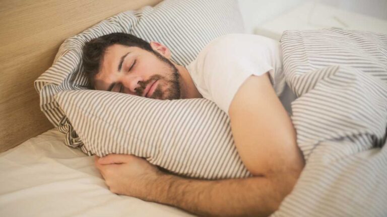 Explorando as dimensões do sono: sua relevância para a saúde