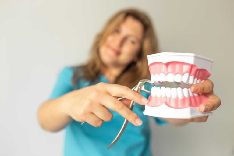 Clareamento Dental em Idosos: Como Funciona